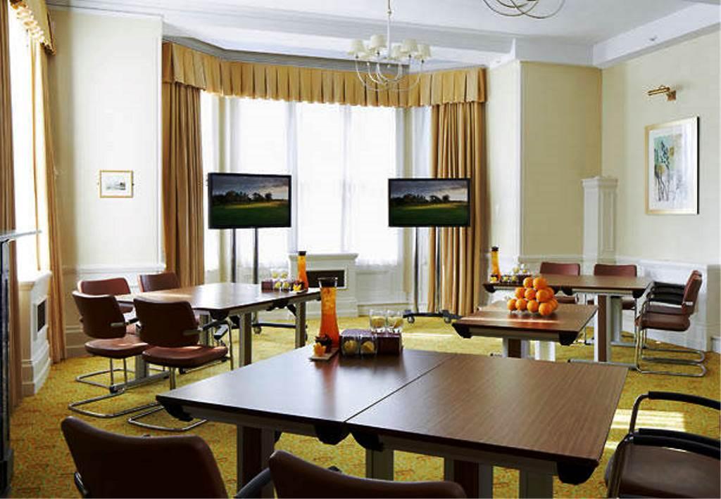 Sprowston Manor Hotel, Golf & Country Club Spixworth Esterno foto