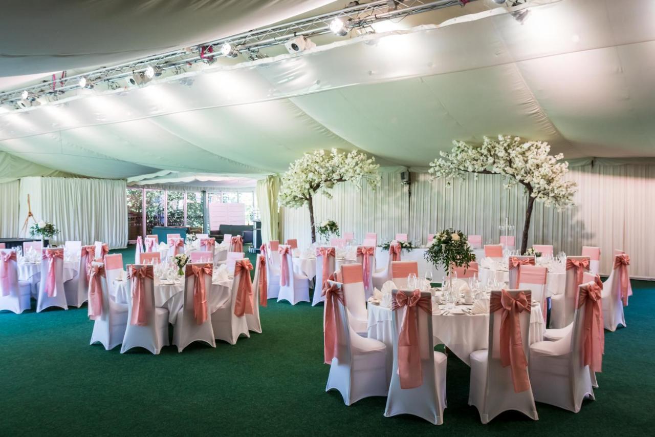Sprowston Manor Hotel, Golf & Country Club Spixworth Esterno foto