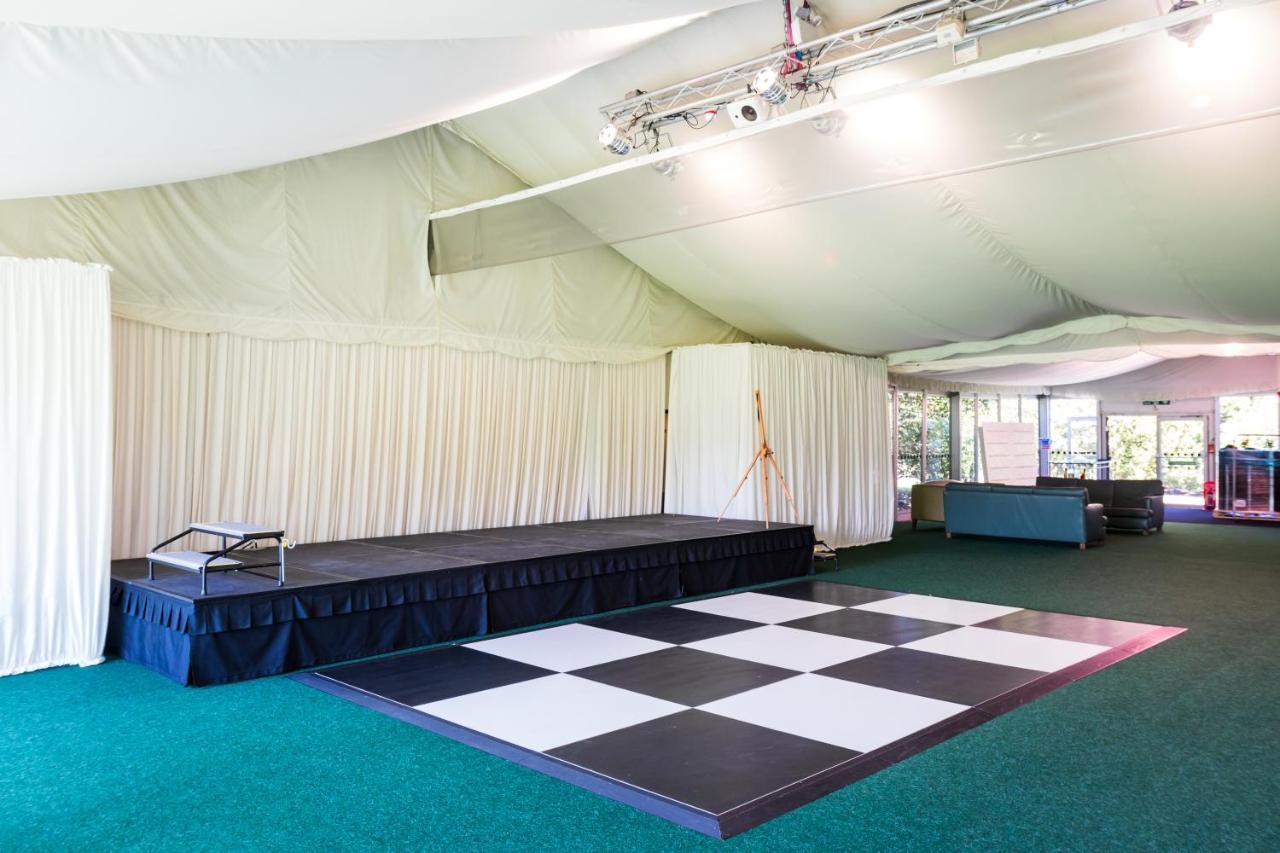 Sprowston Manor Hotel, Golf & Country Club Spixworth Esterno foto